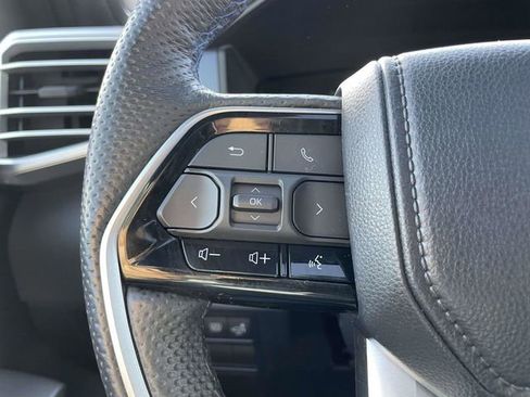 Used 2024 Toyota Tundra Platinum image 25