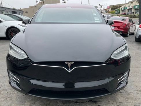 Used 2019 Tesla Model X Long Range AWD/4WD image 2