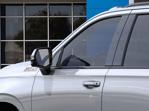 New 2026 Chevrolet Tahoe Z71 w/ Comfort Package AWD/4WD image 12