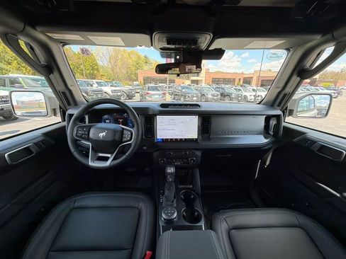 New 2026 Ford Bronco Badlands AWD/4WD image 16
