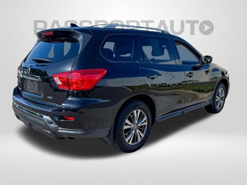 Used 2020 Nissan Pathfinder S AWD/4WD image 5