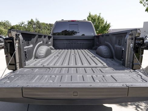 Used 2026 Ford F450 Platinum w/ Platinum Plus Package AWD/4WD image 7