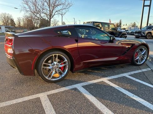 Used 2016 Chevrolet Corvette Stingray Z51 w/ 3LT Preferred Equipment Group image 5