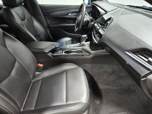 Used 2020 Cadillac CT4 Luxury w/ Cold Weather Package RWD image 49