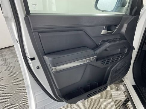 New 2026 Toyota Tacoma 4x4 Double Cab image 5