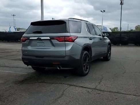 Certified 2023 Chevrolet Traverse LT FWD image 7