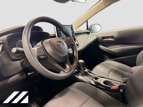 Used 2021 Toyota Corolla LE FWD image 8