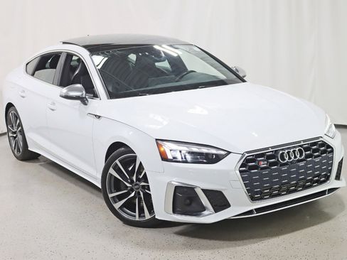 Used 2022 Audi S5 Premium image 7