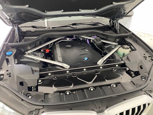 New 2026 BMW X5 xDrive40i w/ Premium Package image 32