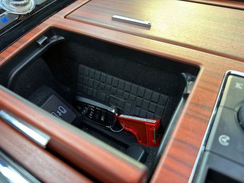 Used 2024 Lincoln Navigator Reserve image 40