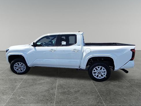 New 2026 Toyota Tacoma SR5 AWD/4WD image 4