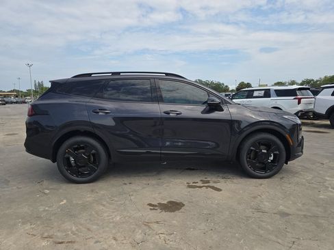 New 2026 Kia Sportage X-Line w/ X-Line Premium Package AWD/4WD image 9