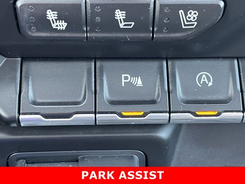 Certified 2020 GMC Sierra 1500 AT4 w/ AT4 Premium Package AWD/4WD image 28