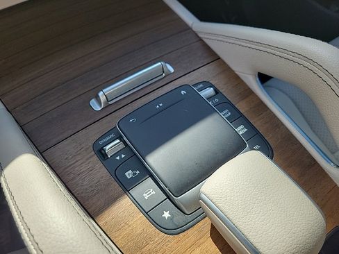 Used 2023 Mercedes-Benz GLE 450 4MATIC image 22