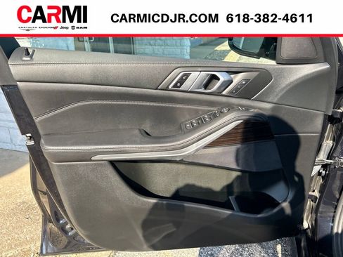 Used 2020 BMW X5 sDrive40i w/ M Sport Package RWD image 14