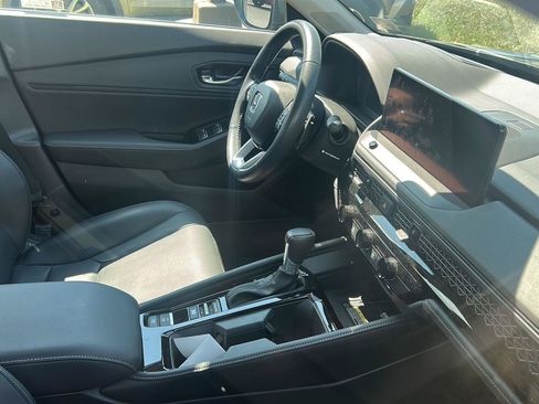 Used 2023 Honda Accord Touring image 8