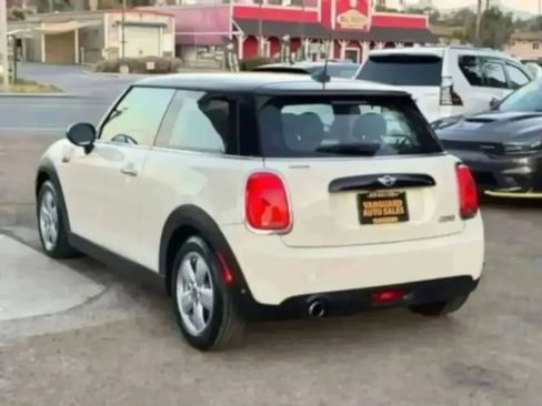 Used 2018 MINI Cooper 2-Door Hardtop FWD image 37