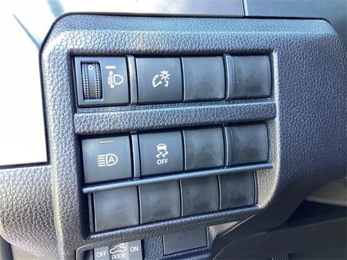 Certified 2025 Toyota Tacoma SR5 image 24