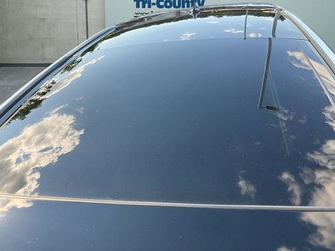 Used 2024 Lincoln Corsair Grand Touring image 9