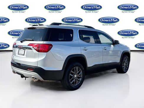 Used 2019 GMC Acadia SLT w/ LPO, Floor Liner Package image 8