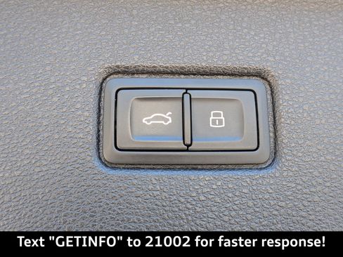 Used 2018 Audi Q7 3.0T Prestige w/ Prestige Package image 16