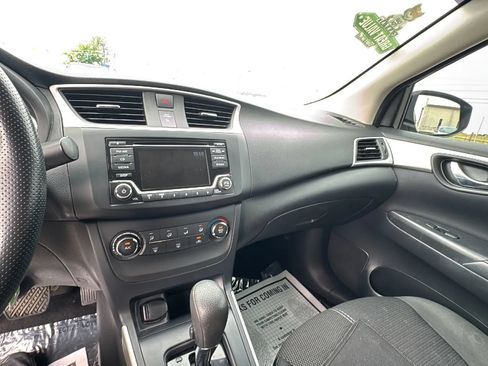 Used 2018 Nissan Sentra S FWD image 13