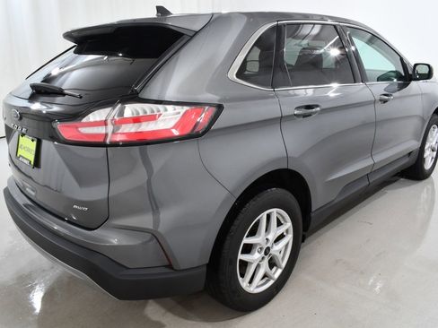 Used 2024 Ford Edge SEL w/ Convenience Package image 11