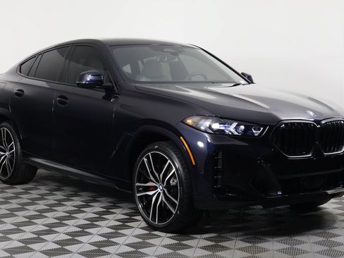Used 2026 BMW X6 xDrive40i w/ Premium Package AWD/4WD image 3