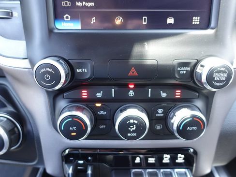 Used 2023 RAM 1500 Big Horn AWD/4WD image 49