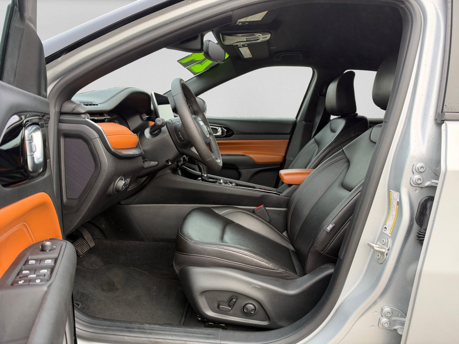Certified 2024 Jeep Compass Limited AWD/4WD image 22