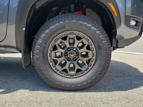 New 2026 Nissan Frontier PRO-4X AWD/4WD image 10