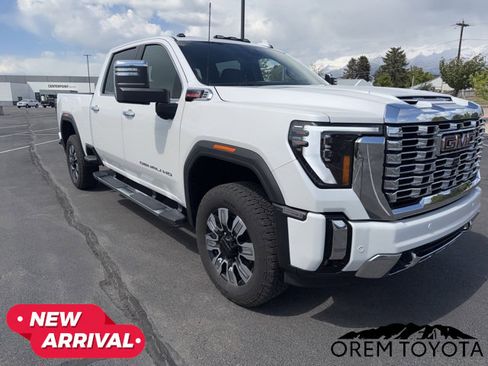 Used 2024 GMC Sierra 2500 Denali w/ Denali Reserve Package AWD/4WD image 1