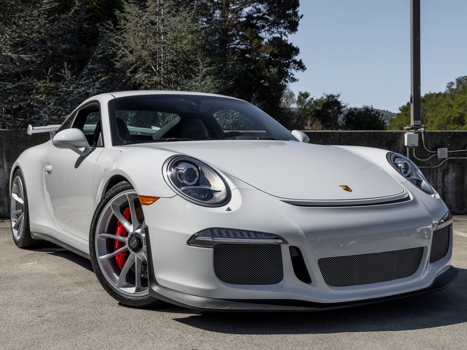 Certified 2015 Porsche 911 GT3 RWD image 9