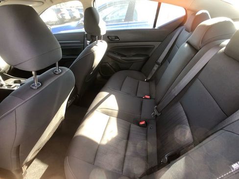 New 2025 Nissan Altima 2.5 SV image 24