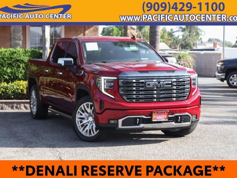 Used 2022 GMC Sierra 1500 Denali w/ Denali Reserve Package AWD/4WD image 1