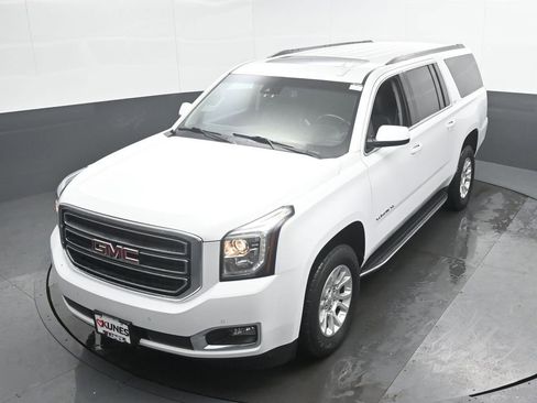 Used 2019 GMC Yukon XL SLT w/ Open Road Package image 35
