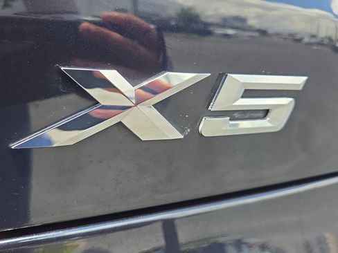 Used 2021 BMW X5 xDrive40i w/ M Sport Package AWD/4WD image 37