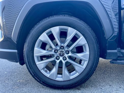 Used 2023 Toyota RAV4 Limited image 9