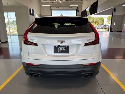 Used 2019 Cadillac XT4 Luxury FWD image 4