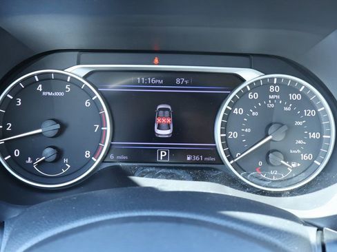 New 2025 Nissan Sentra SR image 9