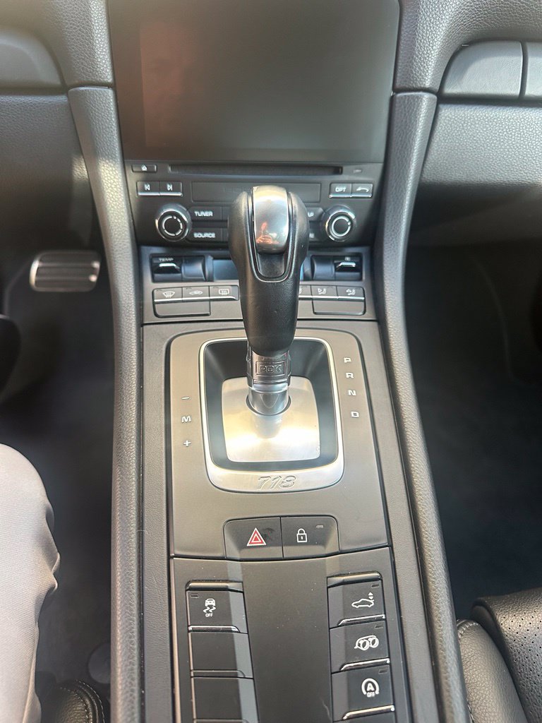Used 2020 Porsche 718 Cayman S RWD image 24