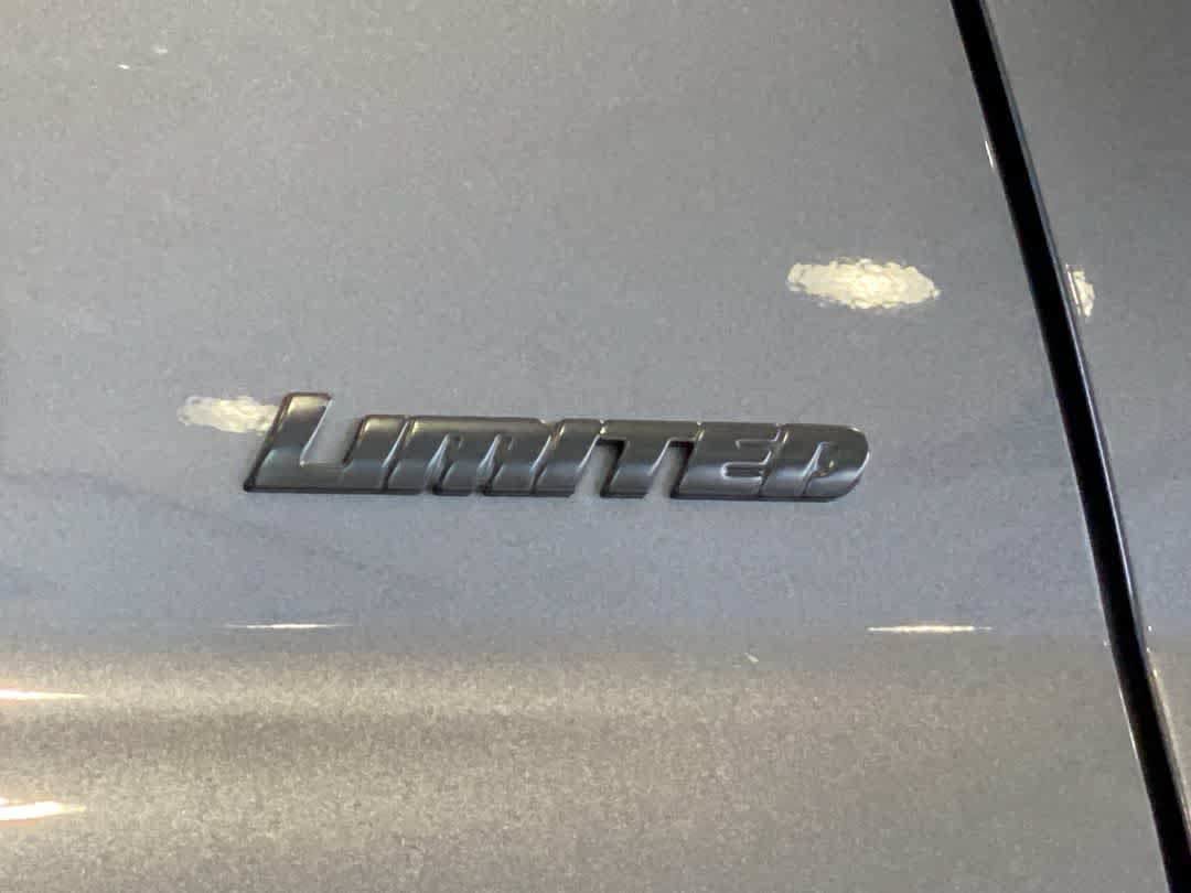 Used 2021 Toyota Tundra Limited w/ Nightshade Special Edition AWD/4WD image 12