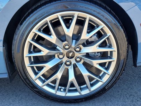 Used 2025 Ford Mustang GT Premium image 12