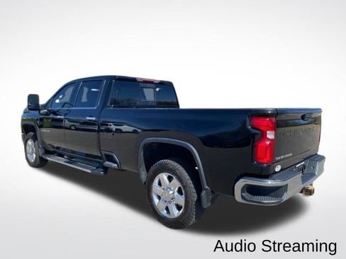 Used 2022 Chevrolet Silverado 2500 LTZ AWD/4WD image 2
