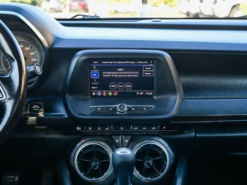 Used 2021 Chevrolet Camaro LT image 13