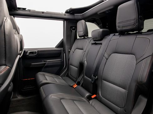 Used 2024 Ford Bronco Raptor w/ Interior Carbon Fiber Pack 6 AWD/4WD image 35