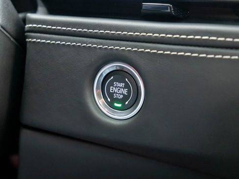 Certified 2025 Cadillac Escalade V w/ LPO, ONYX Package image 26