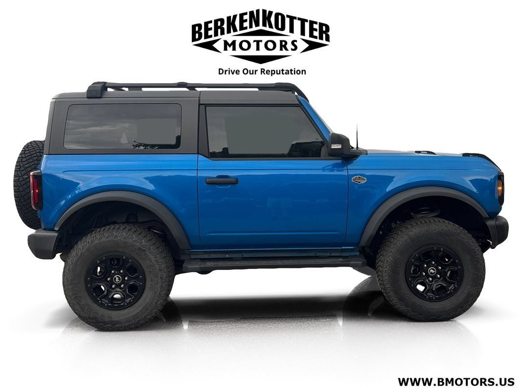 Used 2023 Ford Bronco Wildtrak AWD/4WD image 2