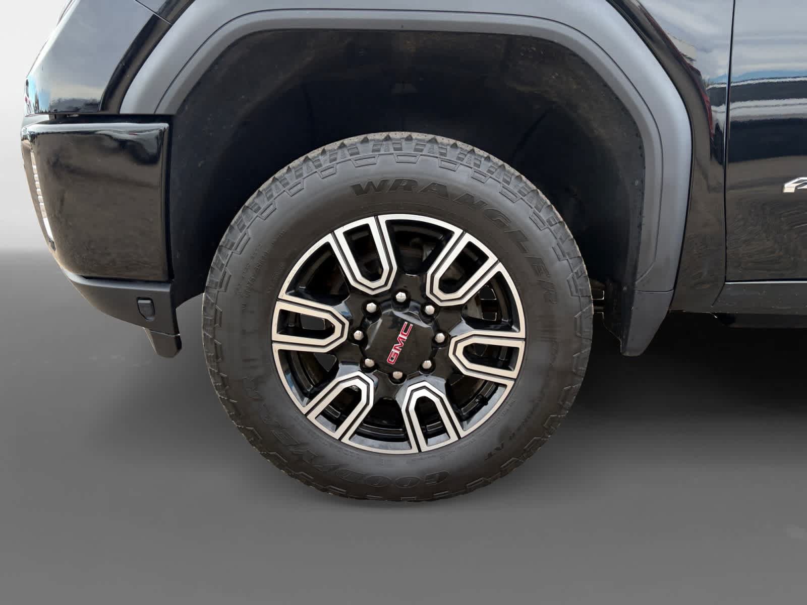 Used 2023 GMC Sierra 2500 AT4 w/ Gooseneck/5TH Wheel Package AWD/4WD image 18