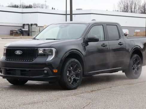 New 2026 Ford Maverick Lobo image 4